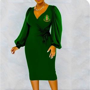 V-neck tie pleated wrap hip dress